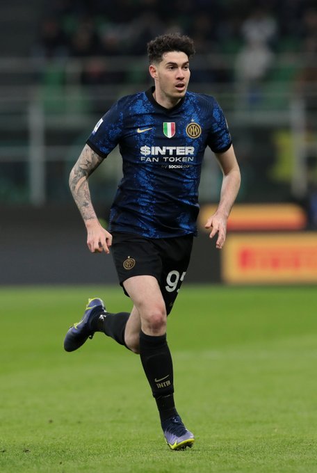 DTransferencias's tweet photo. 🚨 Real Madrid tem interesse em assegurar a contratação de Alessandro Bastoni, de acordo com o diário 'AS'.
O Inter de Milão só negoceia o central italiano por verbas superiores a 70 milhões de euros, adianta a mesma fonte. https://t.co/y1ZIjbr4qJ