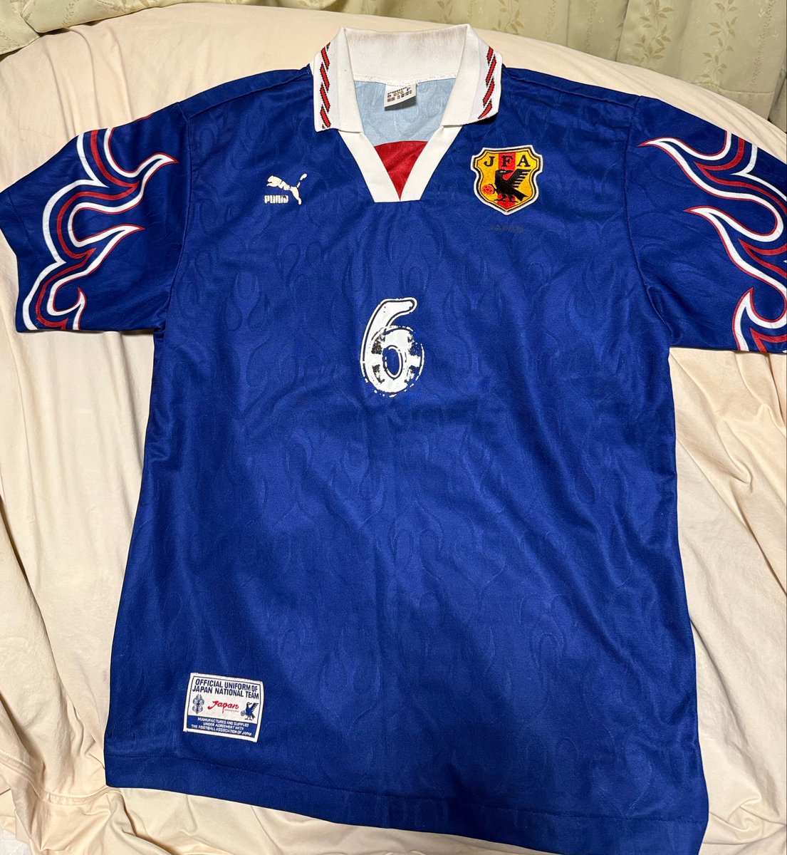 サッカー日本代表のユニフォームはアトランタのモデルを1996年当時に