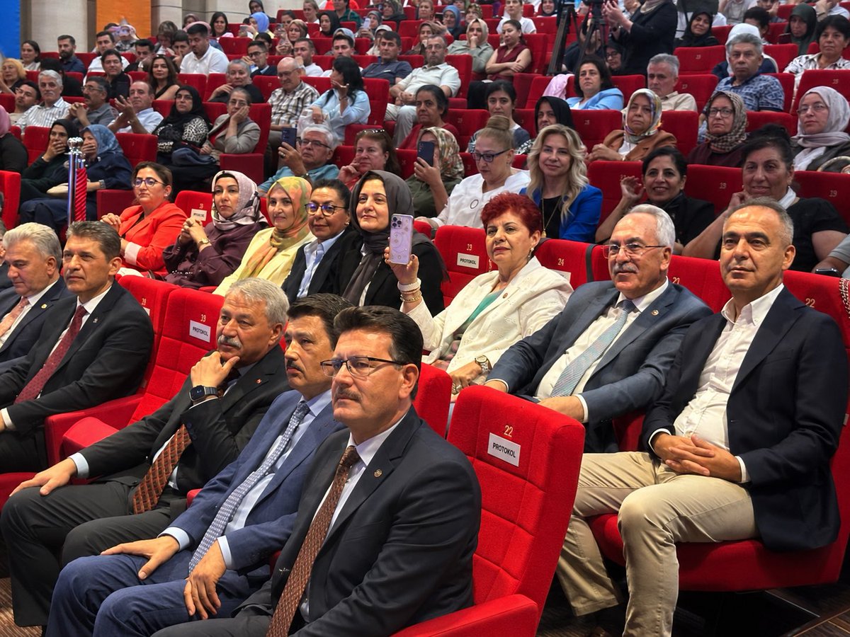 muftoglukuddusi's tweet photo. Genel Başkan Yardımcımız, Siyasi ve Hukuki İşler Başkanımız Sayın Hayati Yazıcı’nın (@Hayati_Yazici) katılımlarıyla Antalya’da düzenlenen Genişletilmiş İl Danışma Meclisi Programı’na iştirak ettik.

Birlik ve beraberlik içerisinde gerçekleştirdiğimiz verimli istişarelerin teşkilatımız ve davamız adına hayırlara vesile olmasını temenni ediyorum. #Akparti #Antalya