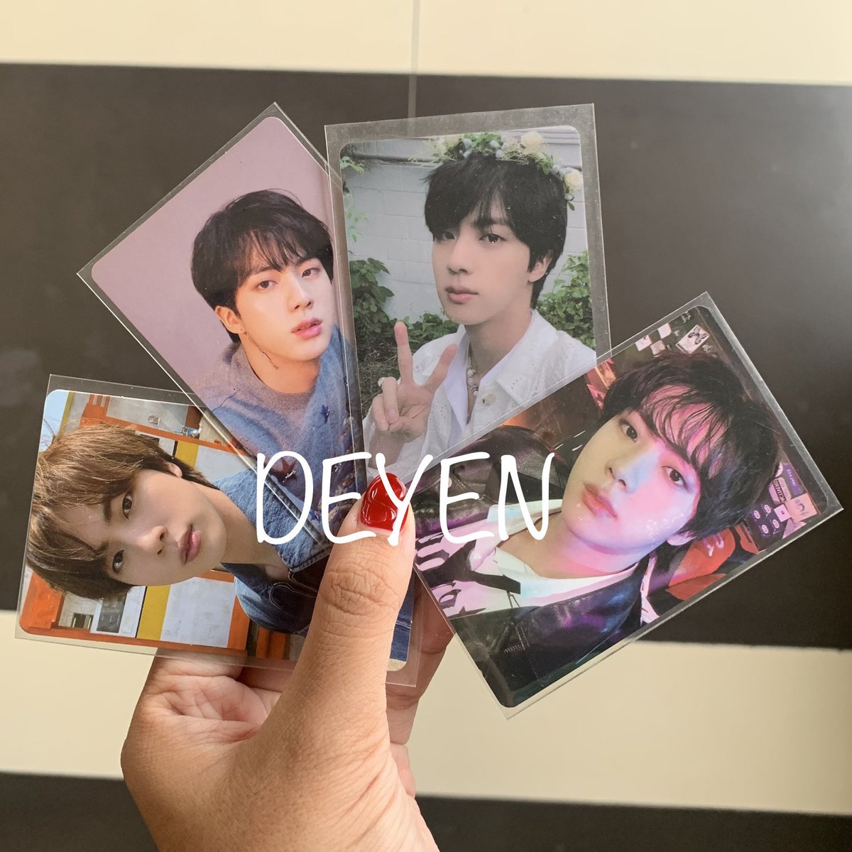 cheriejjy's tweet photo. WTS / WANT TO SELL

SEOKIN / JIN BTS 
TAKE ALL 200K💸 negoitable!
📍 Jateng

tag. tear o seokjin ld pws butter  jin pob butter Jin season greeting https://t.co/gFIomvB9VR