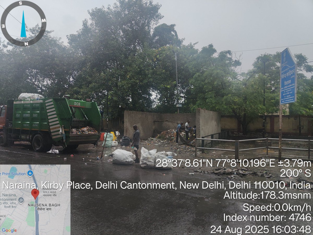 paras_0707's tweet photo. @JasjeevGandhiok A similar decision was issued on 14/5/25, on 17th @DelhiPwd contractor build a #garbage dump on #footpath We approached #DelhiHighCourt court directed #GNCTD examine what could be done. Nothing happened, we went back: the matter remains pending to this day! #supremecourtdefied https://t.co/tVYTiWYIHF