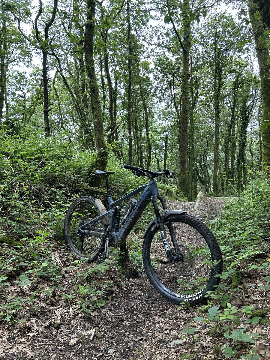 mphillips24413's tweet photo. The dirt is as slick as when it’s at the point between damp and wet! I think sketchy is a good description…! @Absolutemtb1 @UKMTB_Chat https://t.co/AwpO80npIH