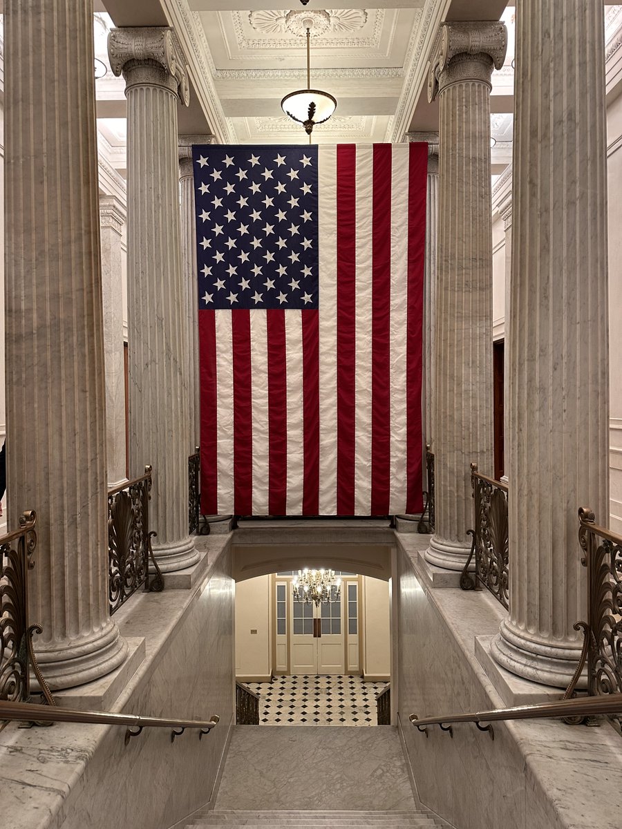 MartinJDolfi's tweet photo. Grateful for a memorable evening in Washington, including a special tour of the U.S. Capitol, dinner at the @MilkenInstitute, and the opportunity to spend time with leaders across government, policy, and business including @LeaderJohnThune & @SECPaulSAtkins. Proud to be involved with the @AmericaInvests & its important work supporting private investment, American businesses, workers, innovation & long-term economic growth. A great reminder of how important thoughtful policy, responsible capital & public-private dialogue are to the future of the country.