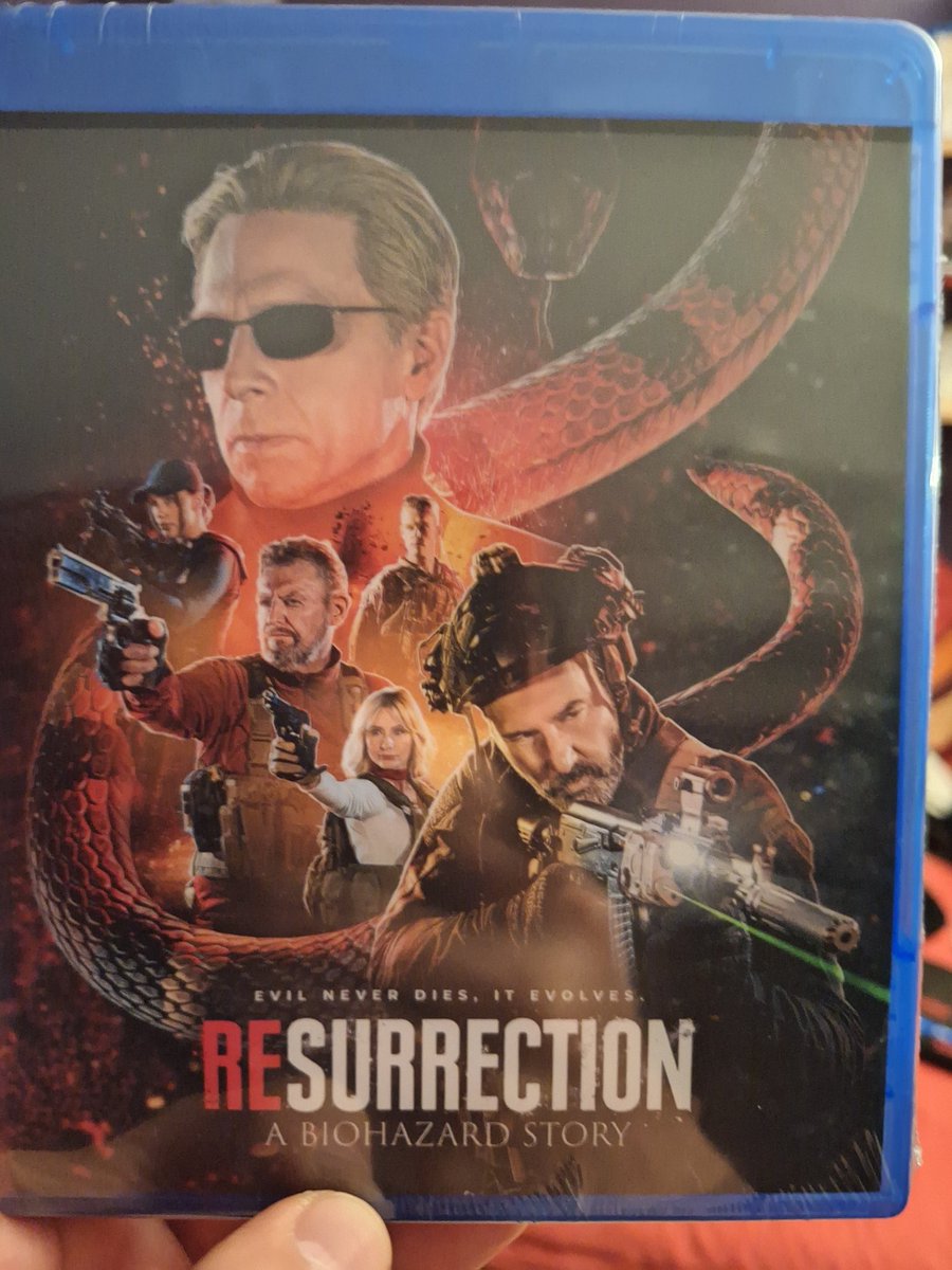 DabbelArDizzle's tweet photo. @ROEnetwork @AndrewSaullo @beggybeggbegg 
Got a little something in the mail today just in time for a weekend rewatch. Greetings from Germany https://t.co/uG9M8LfE11