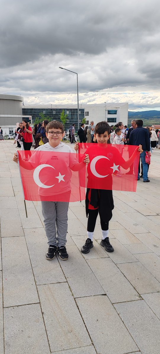 KoyluNefise's tweet photo. Kastamonu, Kastamonu Haber, Kastamonu Türk Yıldızları, Nefise Köylü
#türkyıldızları
#nefiseköylü
#kastamonu
#kastamonuhaber

https://t.co/K9PhP5NW0D https://t.co/JgvxGVoHgS