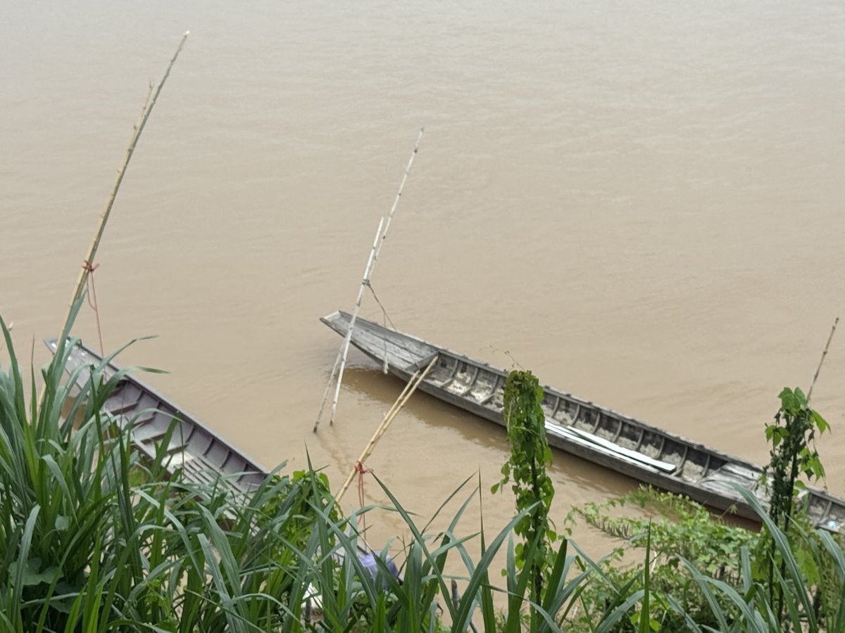 ChawidthanidC's tweet photo. ล่องเรือริมโขง https://t.co/tLTbHcqTBU