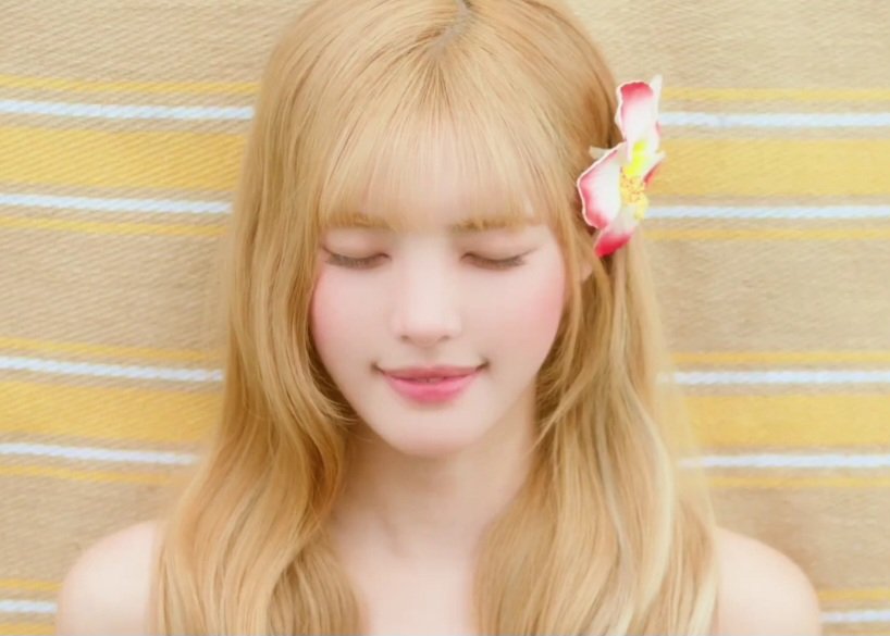 staram07's tweet photo. 꺄르륵 https://t.co/SRsC3vXtXb