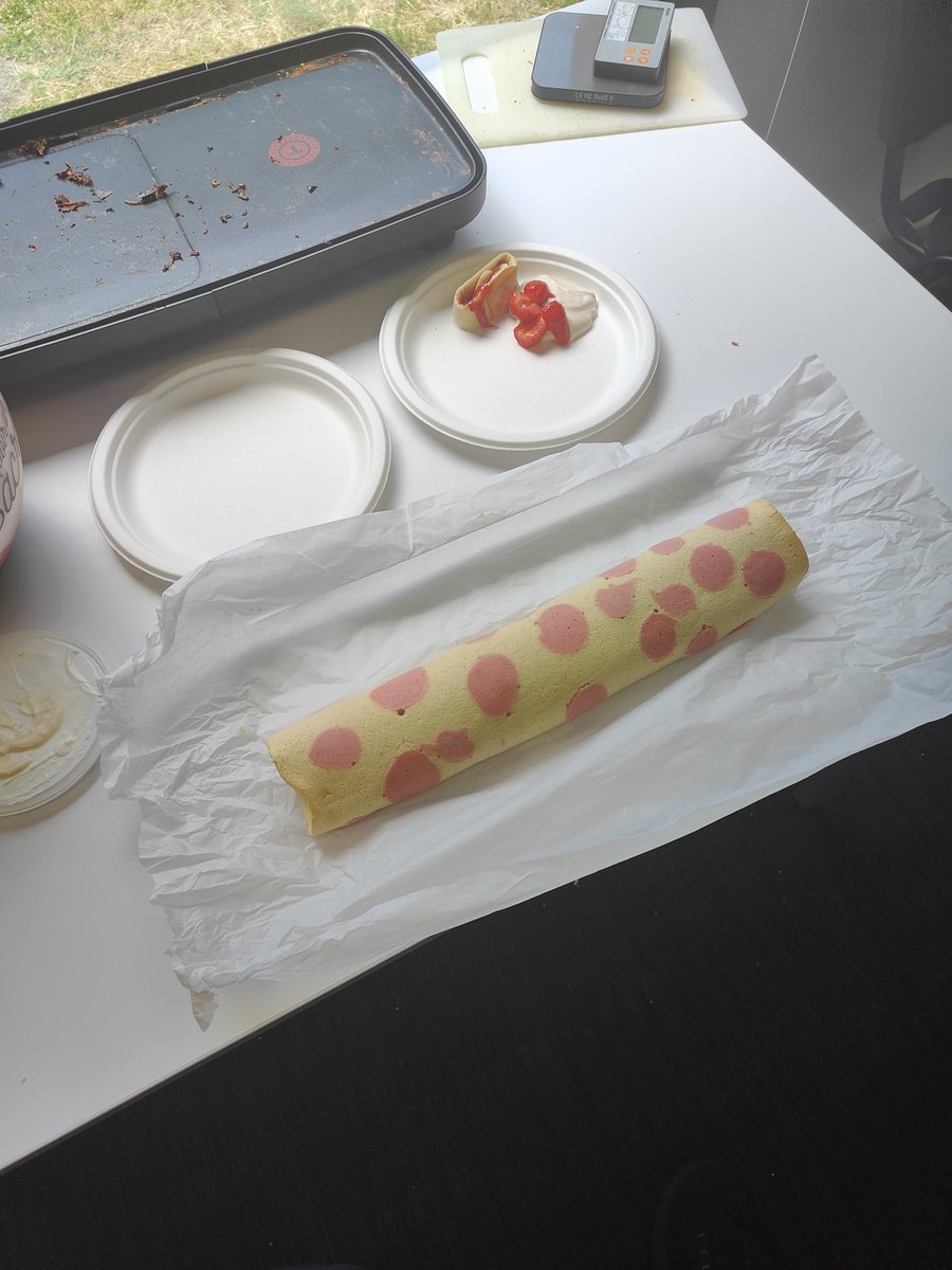 katachaotix's tweet photo. 1/2
Bon aller, on va se mettre un coup de pied au cul et essayer d'être plus actif, cuisiner un peu plus et ne pas oublier de poster les photos.
Rillettes de radis au chèvre accompagné d'un cake (poivrons grillés, conté et olives), d'un autre cake (courgette, feta et menthe). https://t.co/42x7PzOZDA