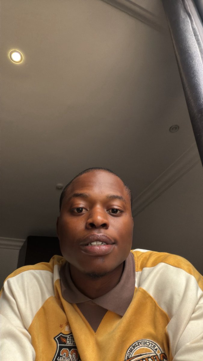 HumourKing1_'s tweet photo. Ever since i stopped smoking have been looking fresh, Cana na bastard Iswr https://t.co/lkY4TX5uyB