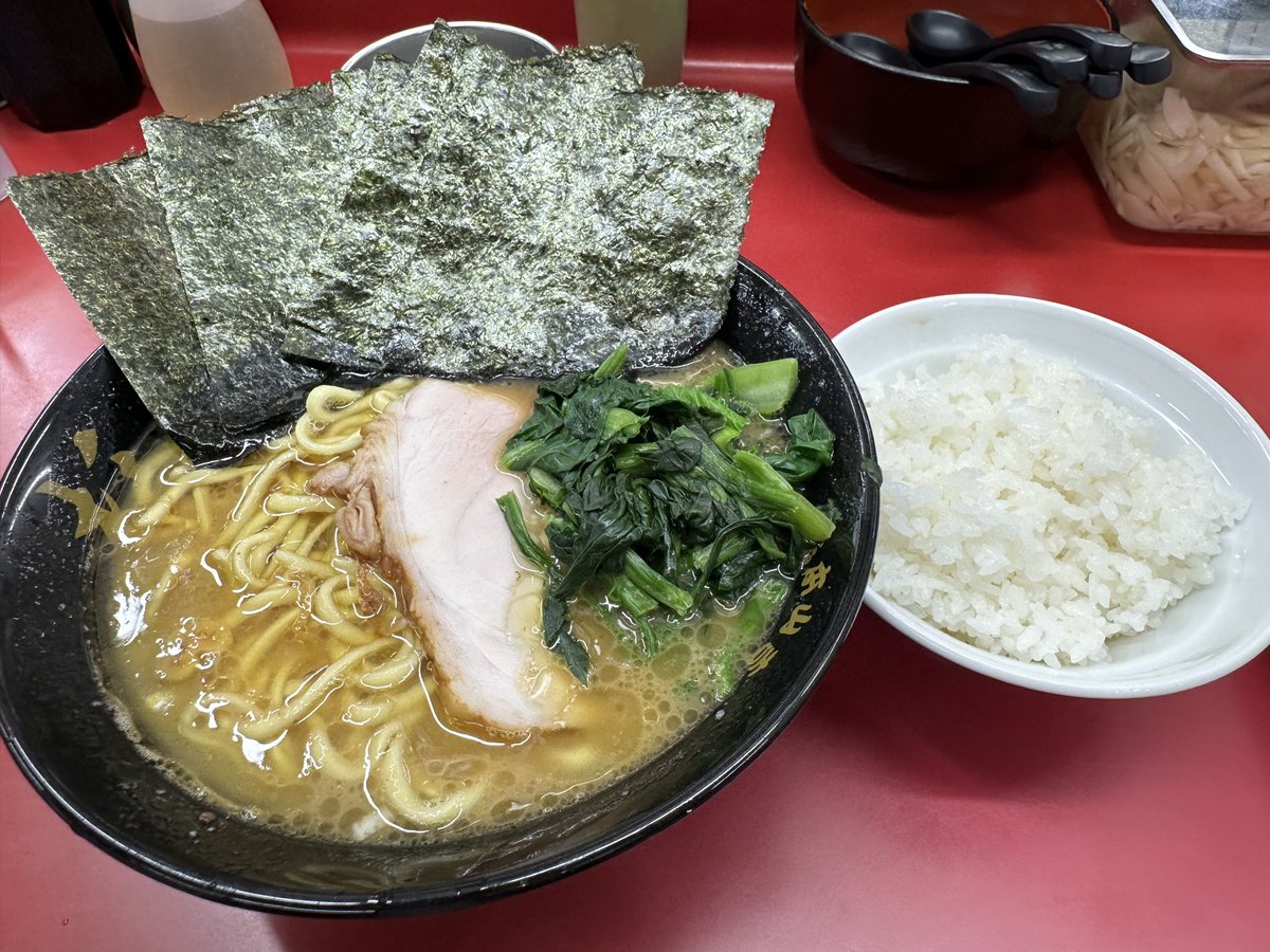 yuuki258's tweet photo. 杉田家千葉祐光店　
バチくそうますぎた
もう一度食いたいぜ https://t.co/psM9ZtdMsV
