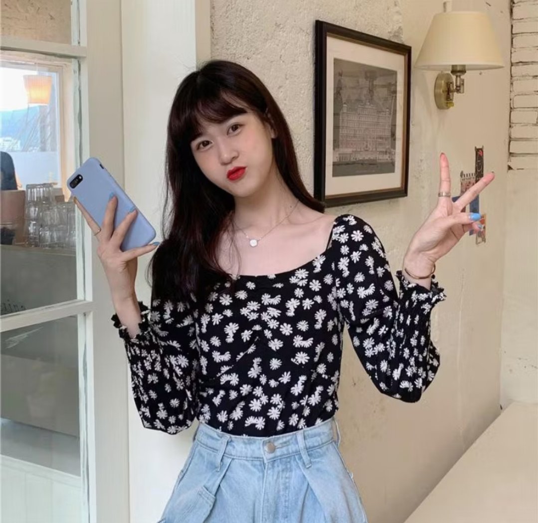 Mheebrown76's tweet photo. (82) เสื้อดำลายเดซี่สม็อคหลัง
Sz. อกถึง 34
🍥 30 บาท

#ส่งต่อเสื้อผ้ามือสอง #ส่งต่อเสื้อผ้ามือ2  #เสื้อผ้ามือสอง #เสื้อผ้ามือ2 #ส่งต่อ #ส่งต่อกระเป๋า  #โล๊ะตู้ #ส่งต่อเสื้อผ้า https://t.co/v46Q1cDlTJ