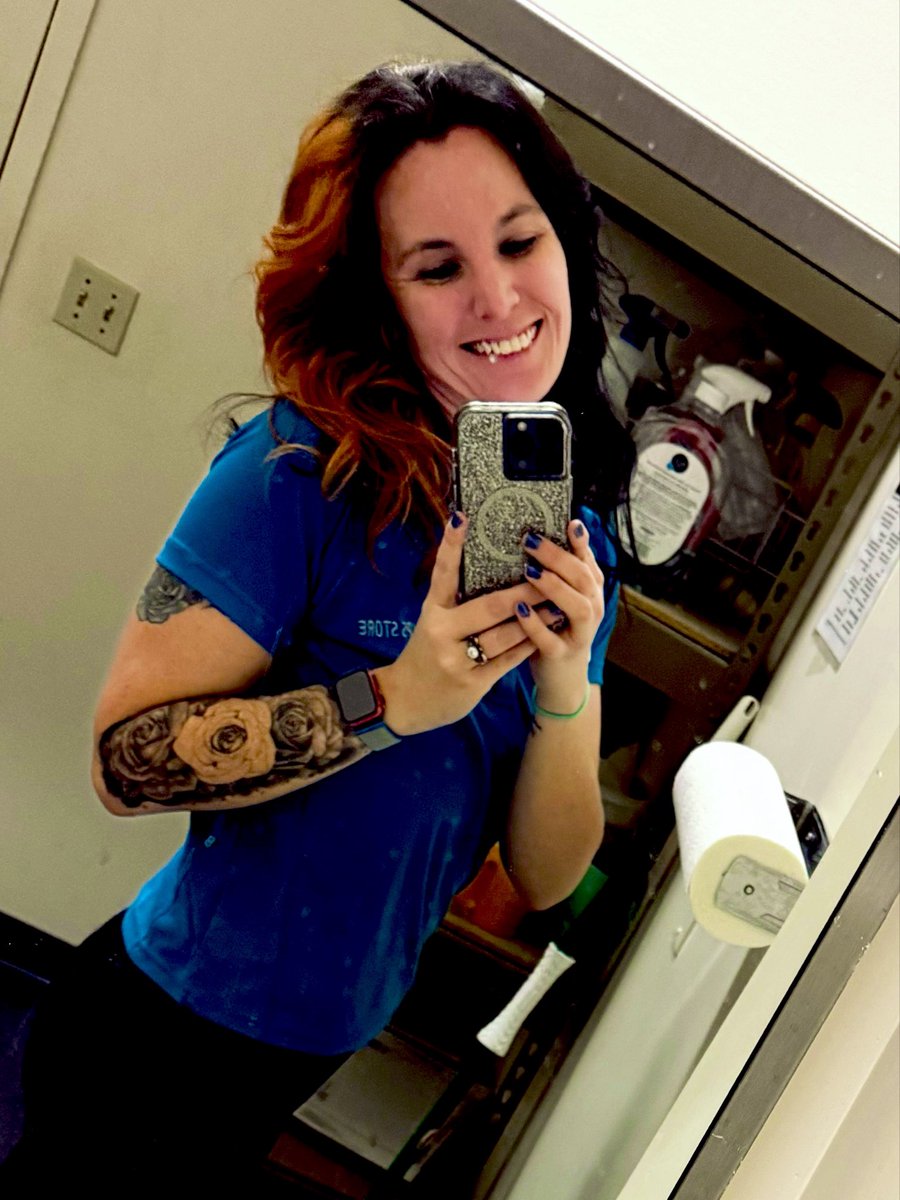 Renee Ray tweet media