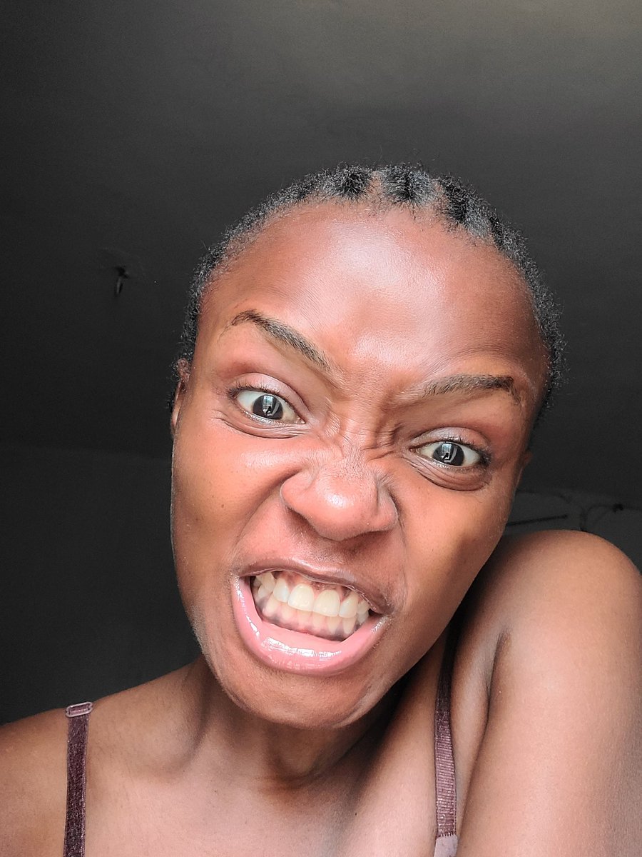 Oluwakemi 🌸💫 tweet media