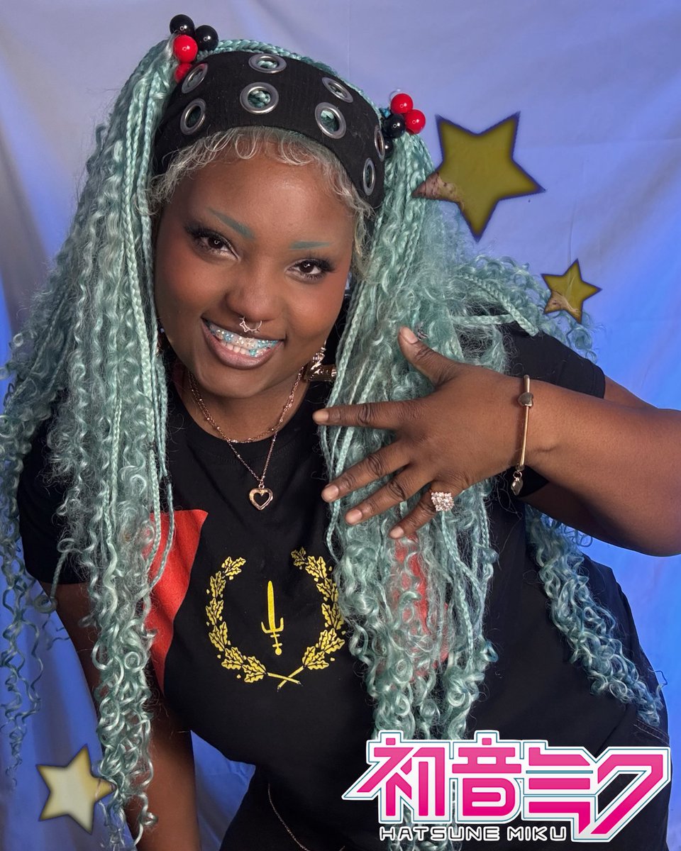 PeachieRad's tweet photo. Black American Miku for Juneteenth ⭐️ https://t.co/imqVMxFaY7