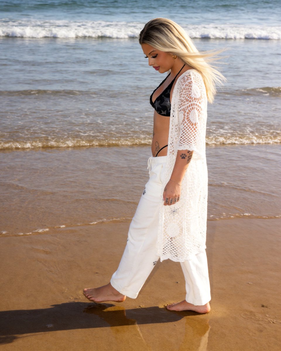 Ella Jade tweet media