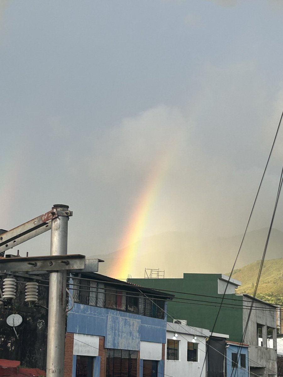 chmagb's tweet photo. 🌈💖🌸 https://t.co/W6alPOZ9x8