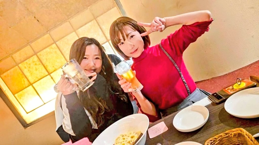 Maria_rose13's tweet photo. おは🌹✨
今日は🍓ちゃん✨
素敵なバンドさん集めました💎
Jewelはおもてなしの気持ちをこめオープニング歌います✨
@jam_relax さんのおなつちゃんがサポートでご一緒してくださる♡
ありがとうございます❣️

お時間ありましたらぜひ💖

※混み合いますのでお席のご予約ありましたら連絡ください🌹 https://t.co/sX5GOtU1W6