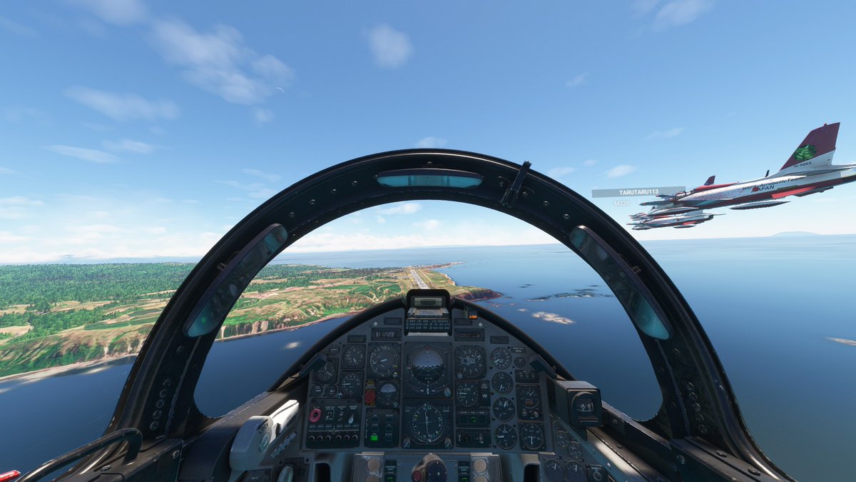 snm0S0's tweet photo. 編隊を下や横から眺めながら最後の方だけしれっと編隊に加わる人
#MSFS2020 https://t.co/U4pXVB5wmZ