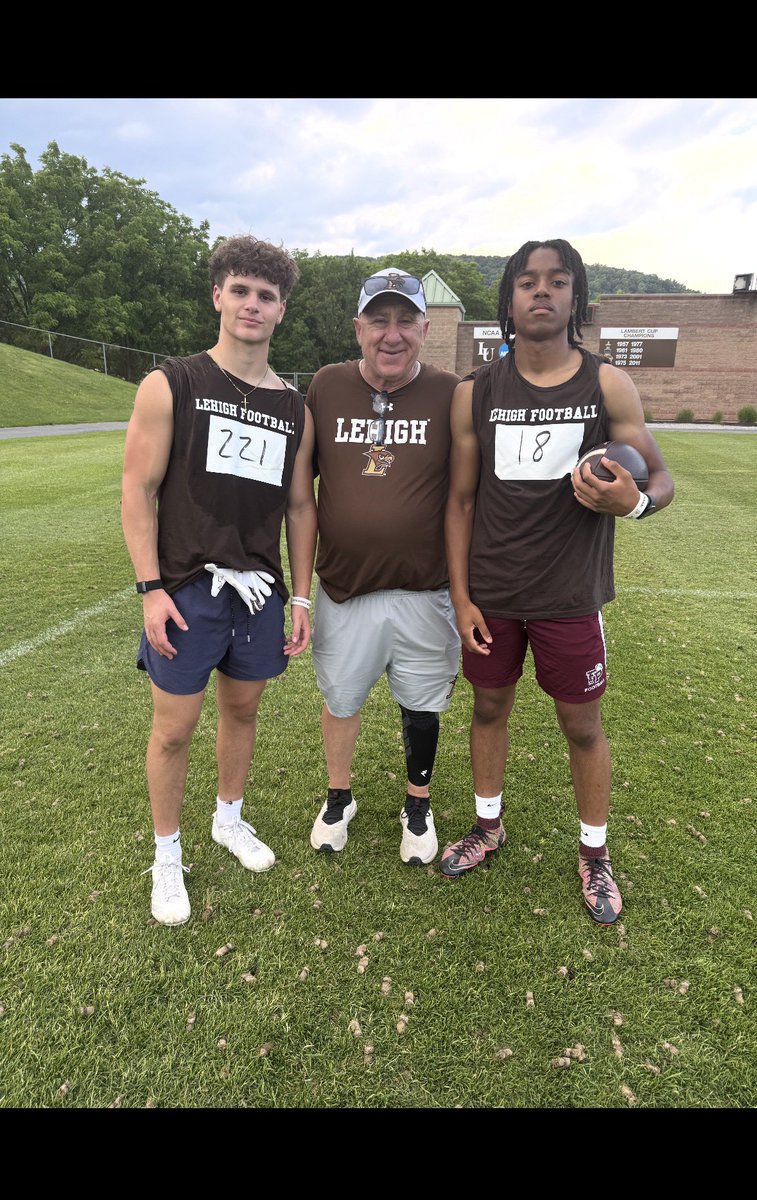 LakeChiesi's tweet photo. I am very thankful for the opportunity to compete at the Lehigh University camp on June 17th. I want to express my gratitude to all who contributed including volunteers, players and staff. Thank you @CoachRichNagy , @LU_CoachMac and @CoachJohnRooney for this great opportunity. 

With that, I would also like to share my Verified metrics from the Lehigh camp: 
a) 4.2 shuttle (grass) 
b) 9.9 (broad)
c) 4.6 / 40 (grass)
Still 16 years old!

@CoachAlexCoombs @Coachlanese13 @AboutUOutreach @hopwood_rj