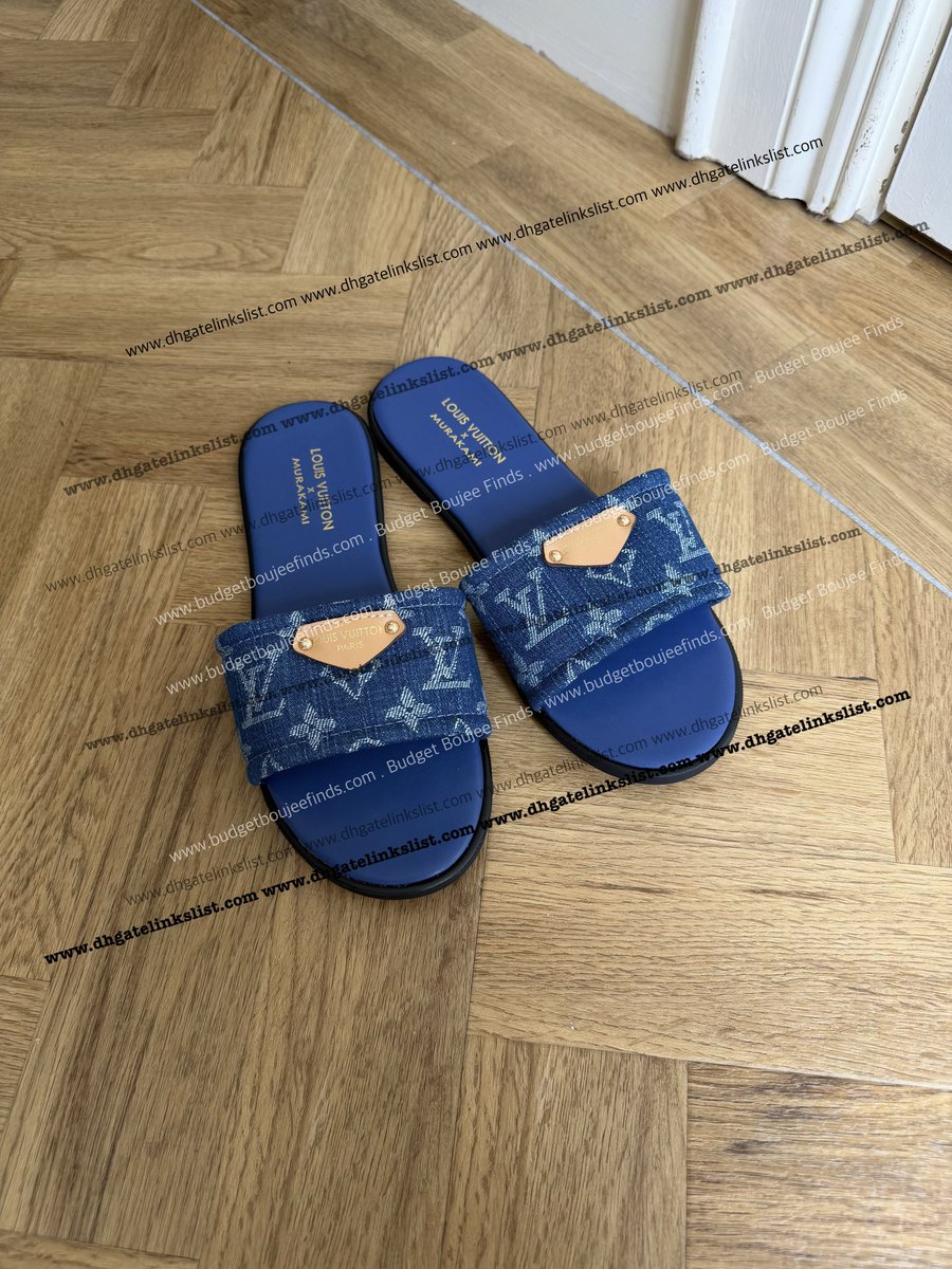 dhgatehaul's tweet photo. DHGATE - Grabbed these lovely denim Louis Vuitton sandals 💕

No box or dust bag but good quality. £27 and £14 shipping. 

🔗- https://t.co/Bzv7sHDzOe

ALL FINDS- https://t.co/WfgWih2Si8 https://t.co/3cYRpf7yL3