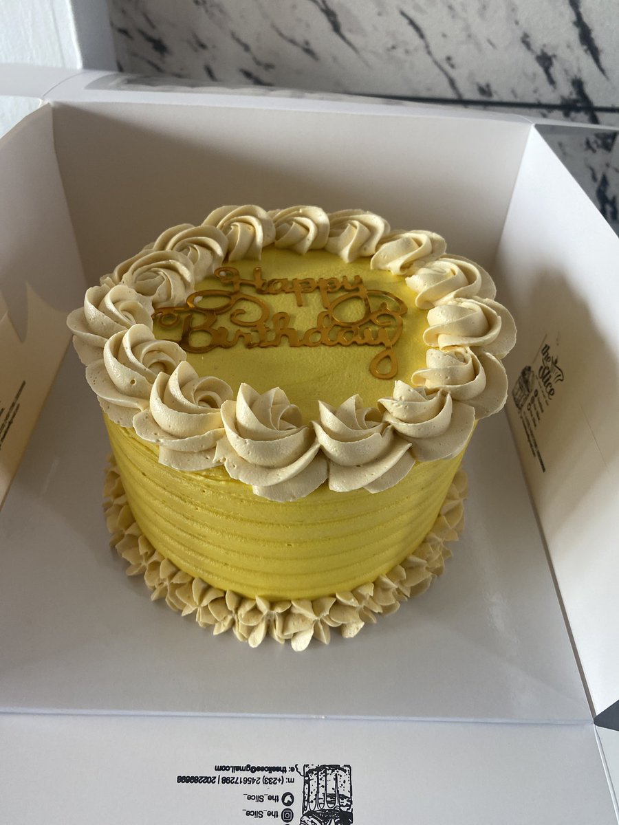The_Slice__'s tweet photo. 6 inch one layered- 300gh cedis https://t.co/PspDQvLWsd