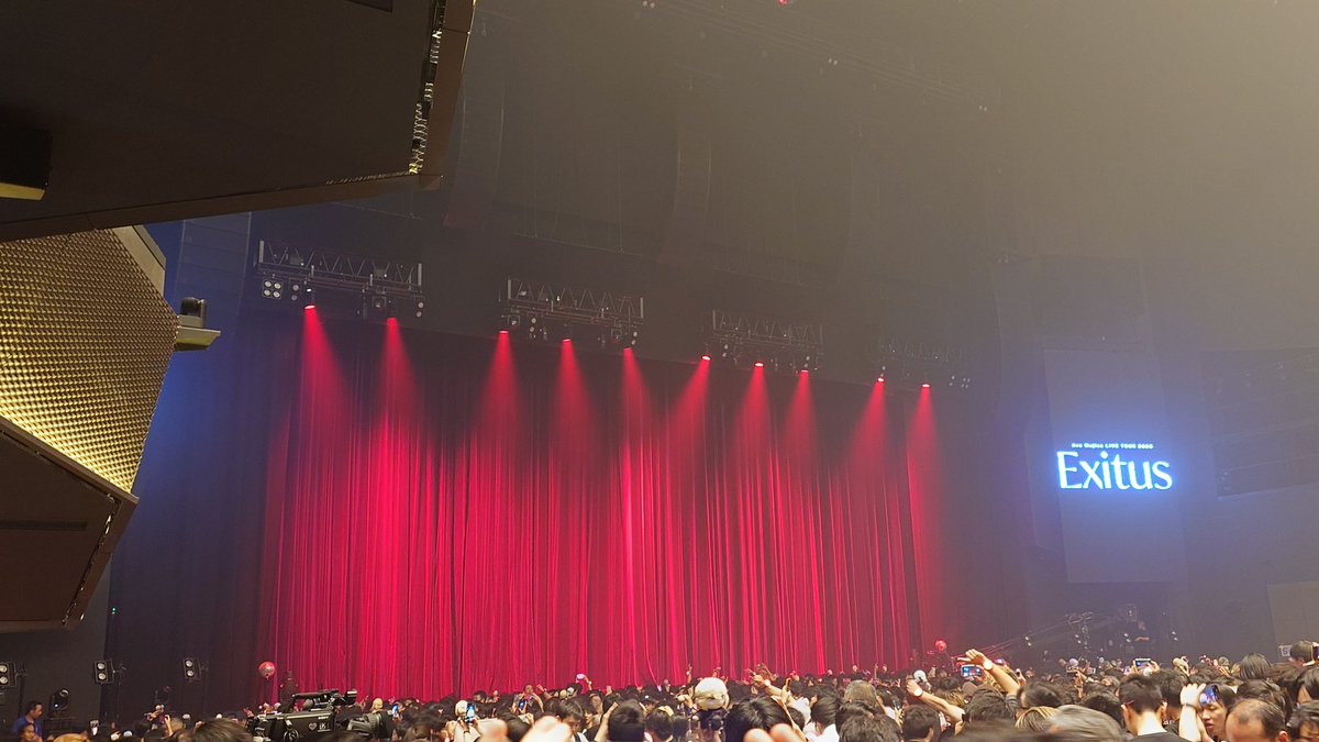 highgaindake's tweet photo. やっぱりスタンディングはいいねぇ！またZeppツアーやって🙂‍↕️ https://t.co/CfseKUCNh3