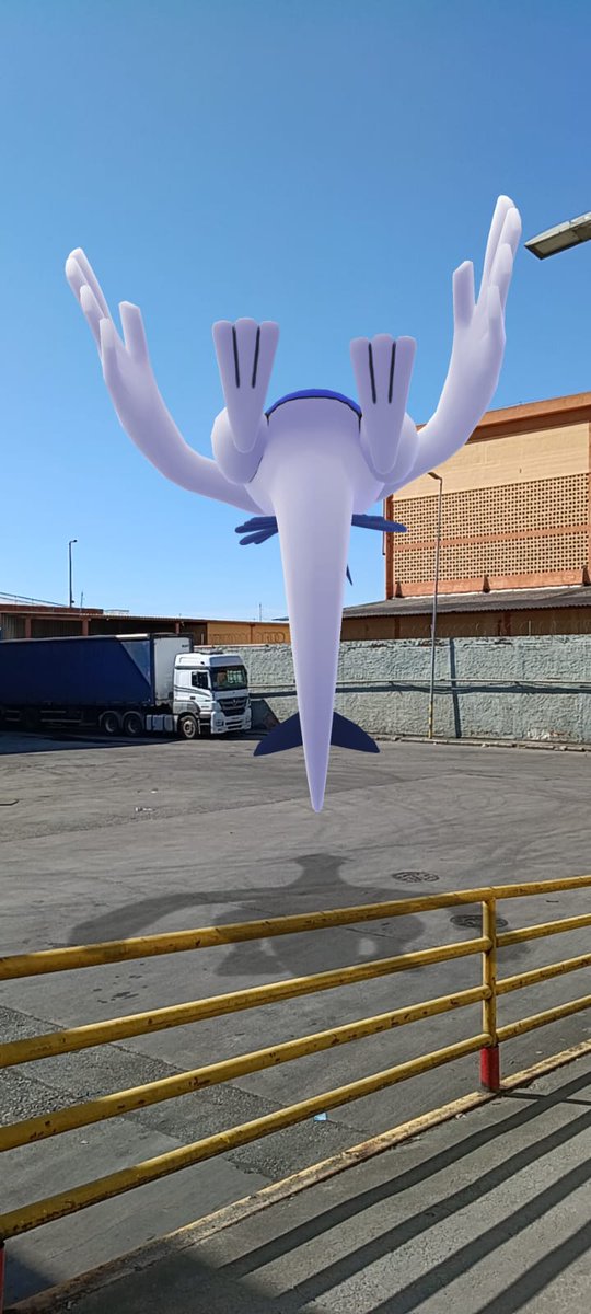 Nunseih's tweet photo. finalmente capturei uma Lugia no pokémon go através do passe go de junho, olha que fofinha ela dando mortal pra trás 🥰😍 https://t.co/1I7IiexiVq