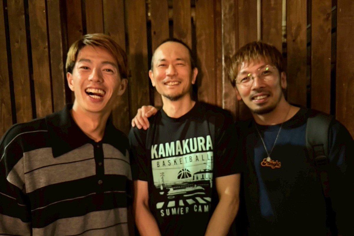 miyata_ex33's tweet photo. #8

何十年も前から親や兄弟のように応援してくれる人達に囲まれて、素晴らしいキャリアで皆んなを魅了して恩返しする姿は本当にカッコいい。

ちょっと不器用で頑固な西山をよーく知る人達の優しさに触れて幸せを分けてもらいました！

妹まーちゃんとの出会いは20年前（らしい）。おーきくなった😂 https://t.co/UvMGl4iba5