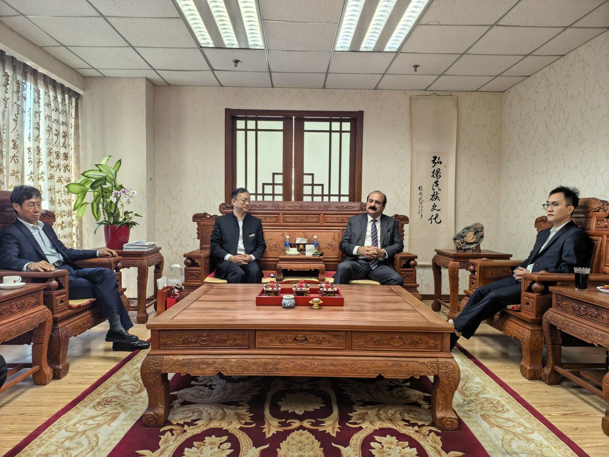 ranamashhood's tweet photo. Chairman Prime Minister’s Youth Programme, Rana Mashhood Ahmad Khan, held a productive meeting with Mr. Li Jin Song, Founder of Tang Chinese Education, at Tang Headquarters in Beijing to discuss a future-focused roadmap for Pakistan’s youth.

The discussion centered on expanding Chinese language education, enhancing skill development initiatives, and creating greater educational and professional opportunities for Pakistani students. Both sides reaffirmed their commitment to strengthening Pakistan-China cooperation and fostering meaningful pathways for youth empowerment through strategic collaboration.

🇵🇰🤝🇨🇳

#Ranamashhood