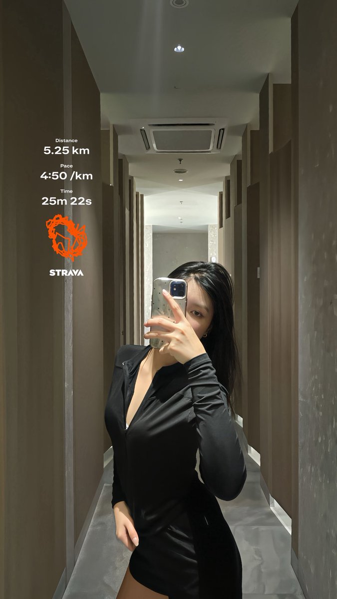 hiddenherz's tweet photo. อยากวิ่งต้องได้วิ่งปะ แต่เพซคนขายาวมันเหนื่อยจังวะ https://t.co/orbRYqVxcs
