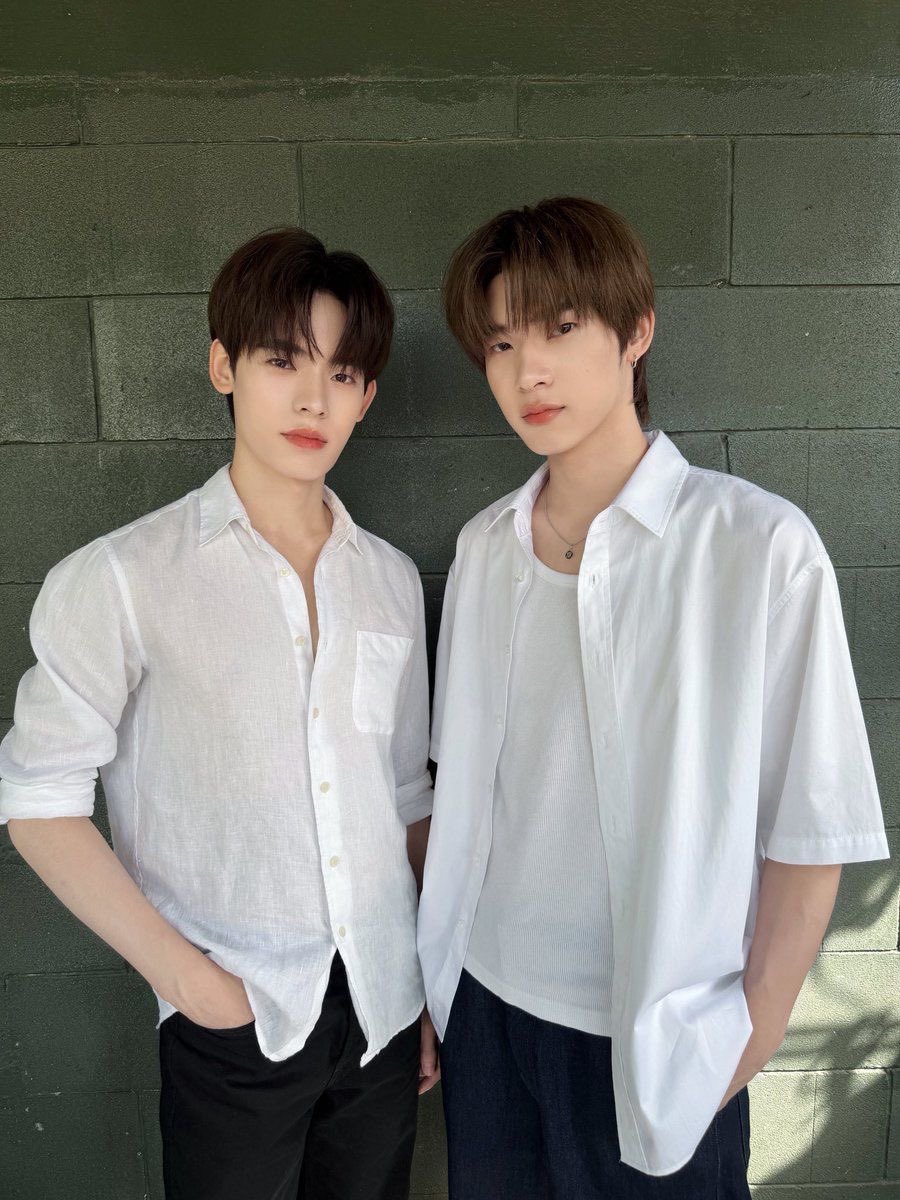 audiadorer's tweet photo. พันลี้กับใกล้ใจ ปี 1
ด้วงกับฉิน นี่ก็ปี 1
จ๋ายกับปิ๊ก (ออน) ปีไหน https://t.co/NxyKWlvKWq