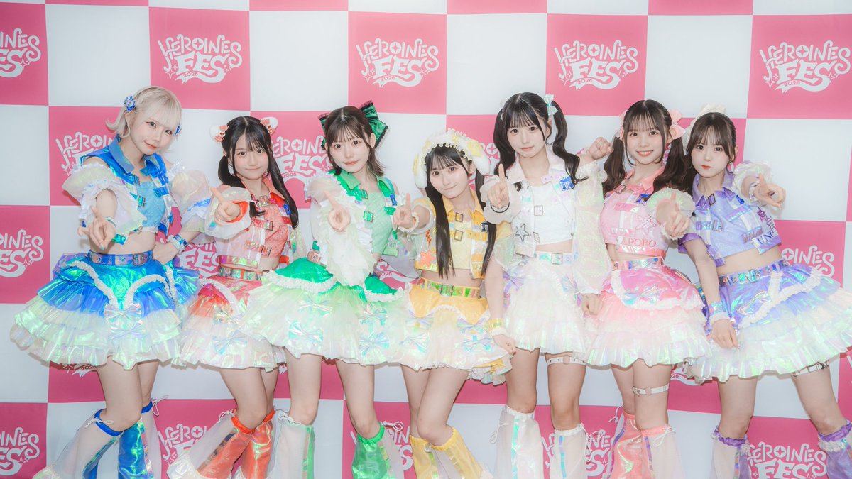 koma_ponkotsu's tweet photo. 万バズしたので宣伝させてください‼️

HEROINES所属『ポンコツコンポ』で活動しています🦊💛

ポンコツコンポは回文をテーマにした楽しい楽曲がたくさんある、ぶっ飛びバチパチアイドルです‼️
そして今、動員がとっても大事なライブを控えています🥲
少しでも気になった方はぜひ遊びに来てください‼️新規無料あります！！！！

気になる推しメン探してください♡