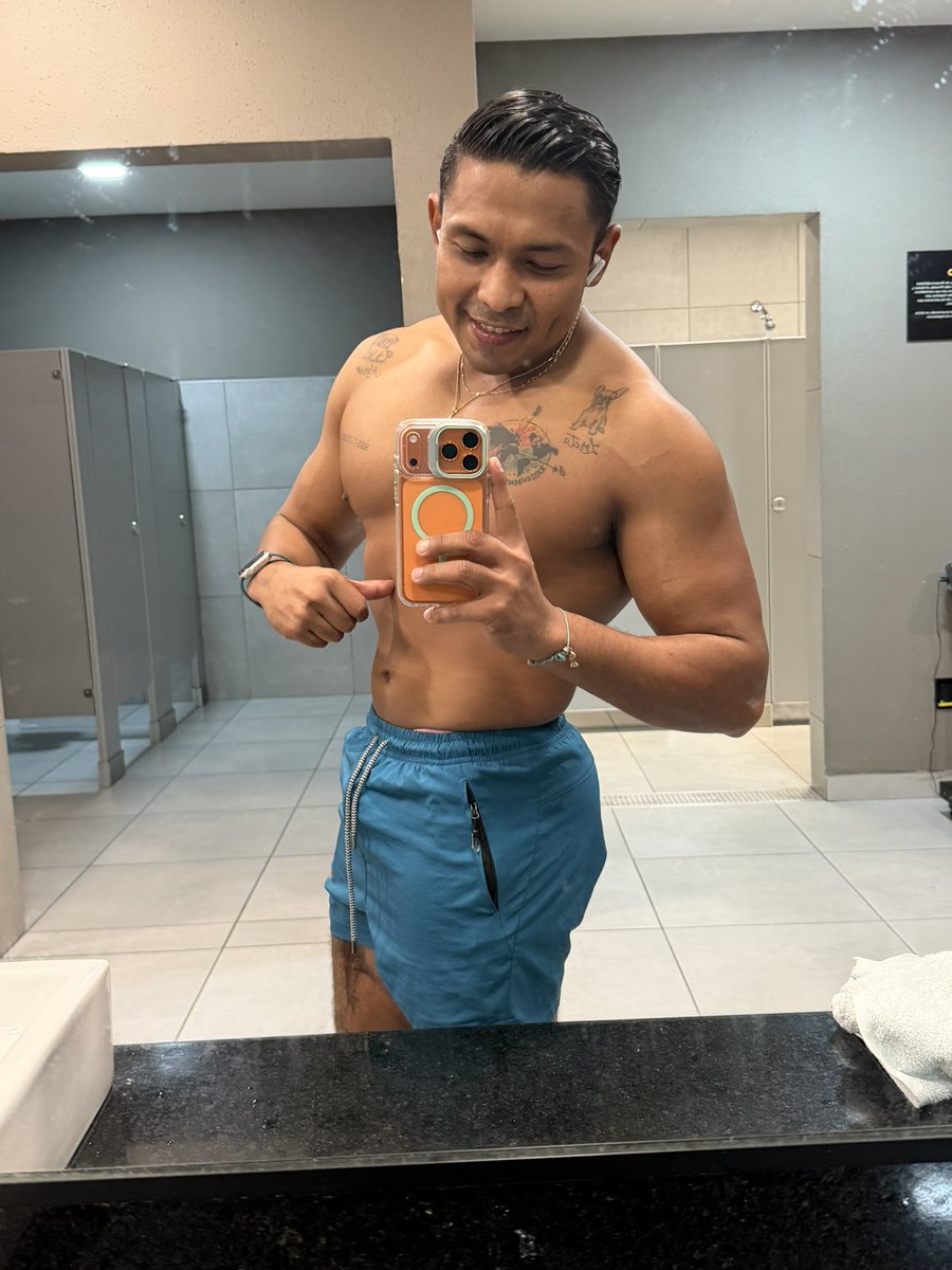 Angelo tweet media