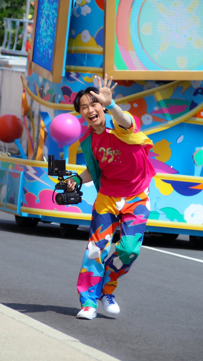 r_____m2245's tweet photo. 2026.06.11
NOLIMITパレードDiscoverU!!!

#USJファン https://t.co/aeVD1rGEXW