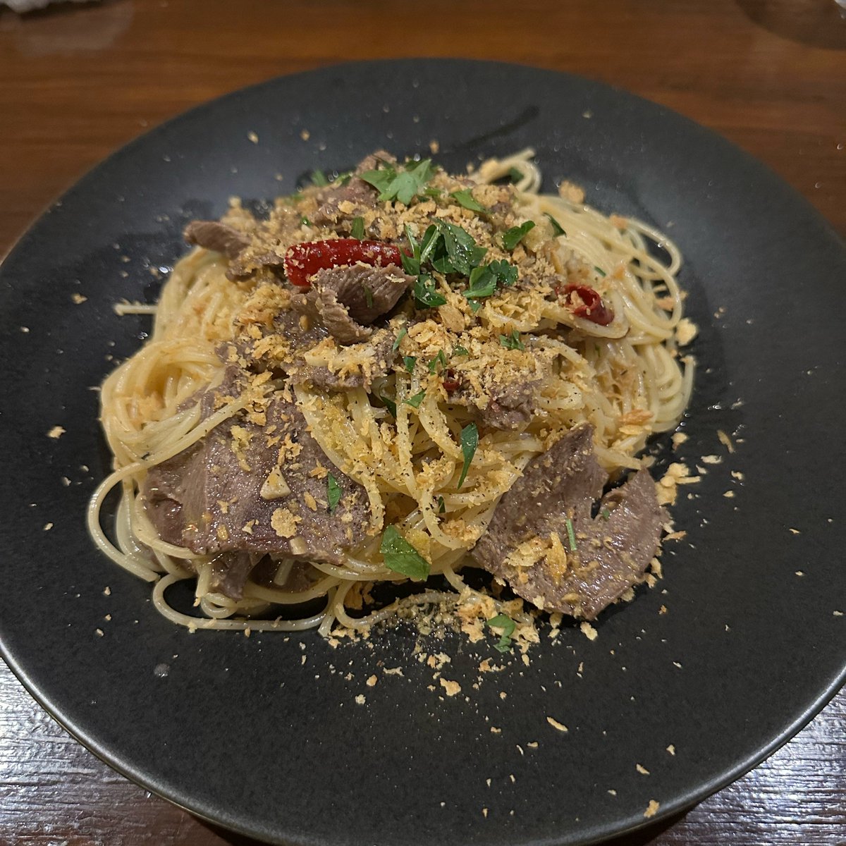 keybooooow's tweet photo. 久しぶりにフリッツァで牛タンのペペロンチーノ食べたくなって食べてきた！！ホタテのパン粉焼きも初めて食べたー！なんでも美味しい確信があるから初見でも何でも安心して頼める🙂‍↕️✨ https://t.co/EvqW6ryWX9