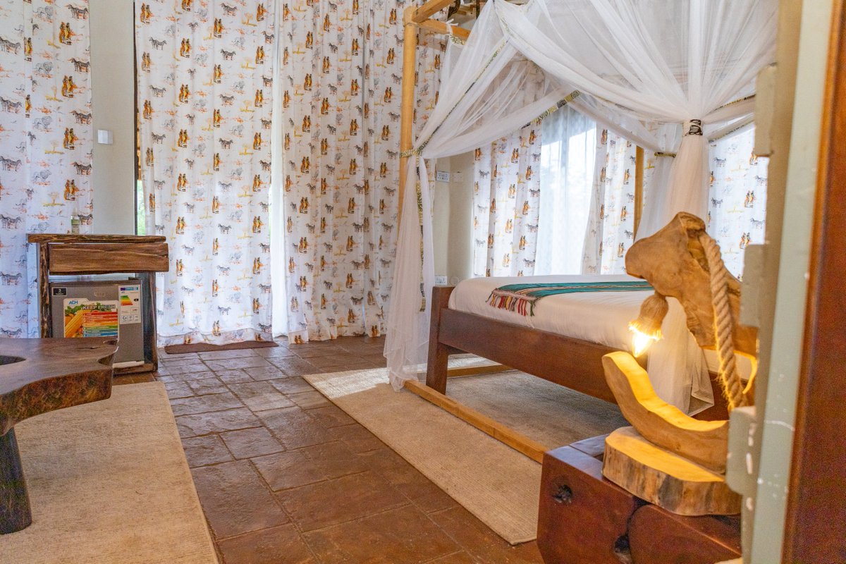 kaynelafarmsltd's tweet photo. A farm stay is more than a place to sleep.💚

It's waking up to birdsong instead of traffic, taking a morning walk before breakfast, meeting animals along the way, and ending the day around nature and open space.

Sometimes a change of scenery is all you need.
📞 0701 116 611 | kaynelafarmsltd@gmail.com  #KaynelaFarms #FarmStays #ExploreUganda