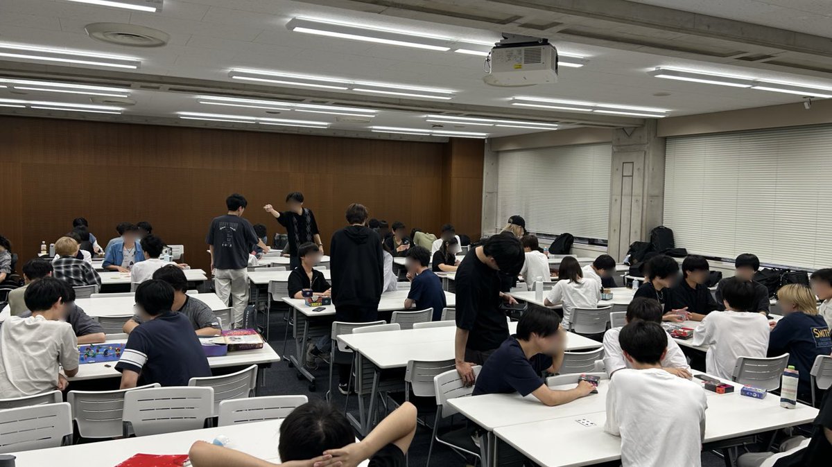 seikei___game__'s tweet photo. 本日活動日でした！！！

#春から成蹊 #ボードゲーム #成蹊大学 https://t.co/jahszOyeWW