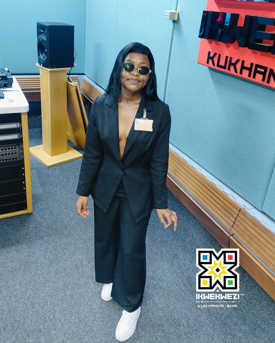 Ikwekwezi_FM's tweet photo. 📌 #Azitjhe
🎙️Thobile Pofu
📆 Fri, 19 June
#UmkhanyoNgowakho
📻90.6-107.7
📱 https://t.co/7Rb5HTCkOd
💻Stream | https://t.co/OrmPWTGJv5 https://t.co/izDMS8TJqG