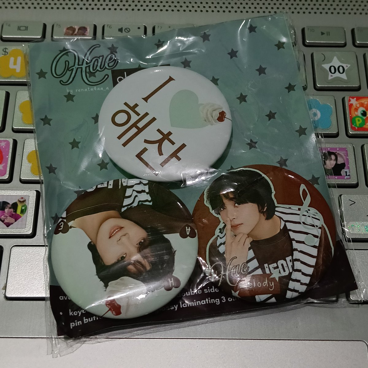 twentyhelloww's tweet photo. pin gemacc sudah mendarat dengan selamat 🕺🏻

timakacii kak @Renata4aa_a atas freebies gemacnyaa😍💗 https://t.co/ADw4InKNWs