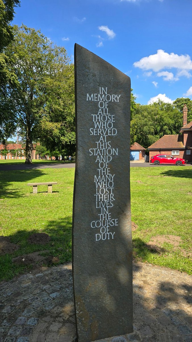 JHeffer92's tweet photo. Cracked out the steady hand today, and highlighted the text on the rear of the memorial stone.  Must say, think I did  a pretty fine job.  Added an old photo of what it looked like before and now its new look. Very pleased. https://t.co/CCgWd5c5K5