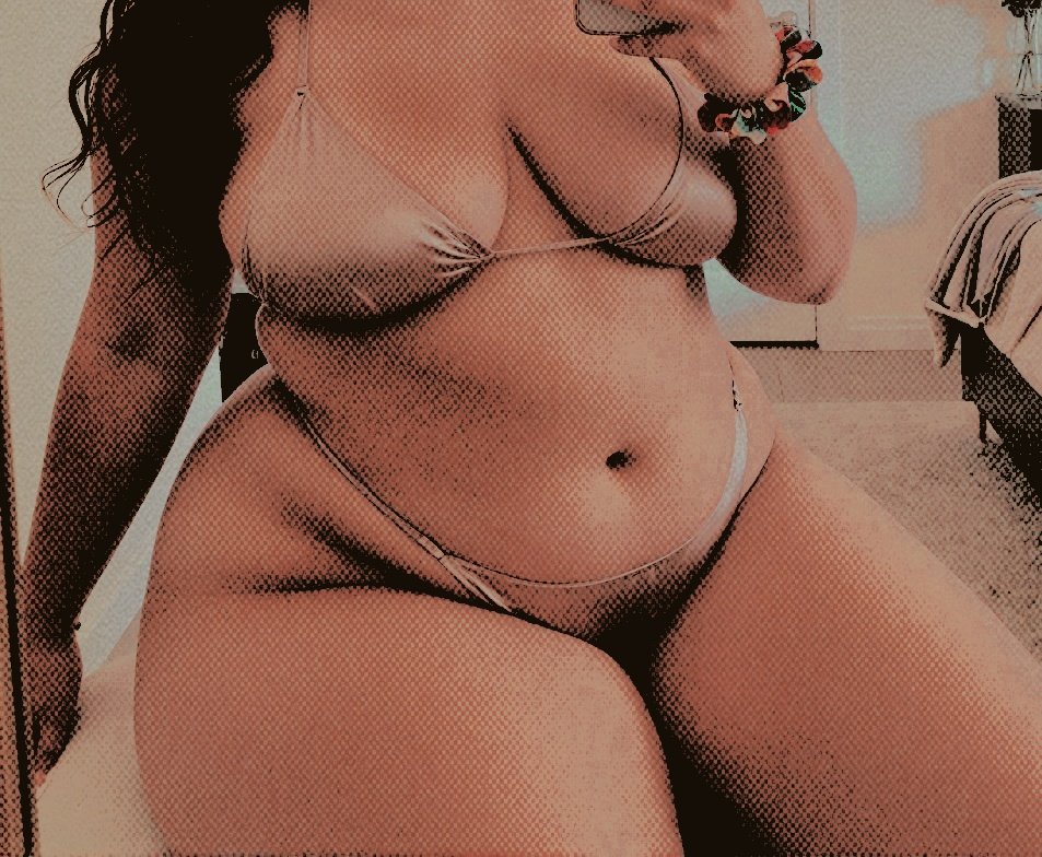 doujincunt's tweet photo. beach    day    ..    something    like    that.    *͟😓.. https://t.co/VpEACavFHw