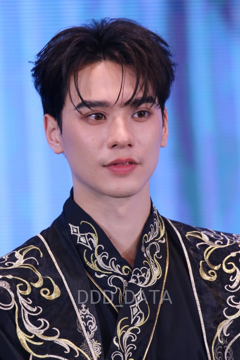 Data9856's tweet photo. 2026 Macau Fan Concert #KengNamping #TleFirstOne  #RainyTF #OhAe 

⭕️ Photo 
⭕️ Fancam 
🎟 VIP 

#รับถ่ายรูป #รับถ่ายรูปศิลปิน https://t.co/YxEEtElzfQ