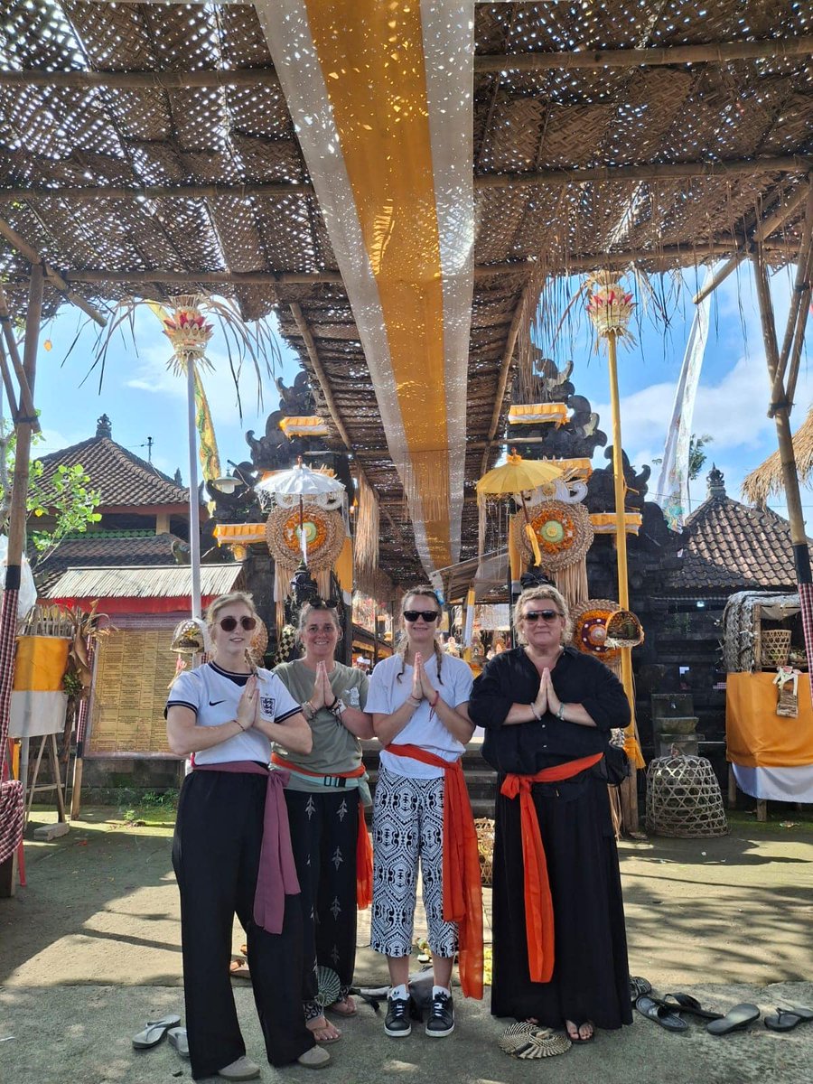 lakescollege's tweet photo. Our learners and staff had the incredible opportunity to take part in the Karya Agung Pura Puseh festival parade - a truly special cultural experience. https://t.co/CitzTuQpXu