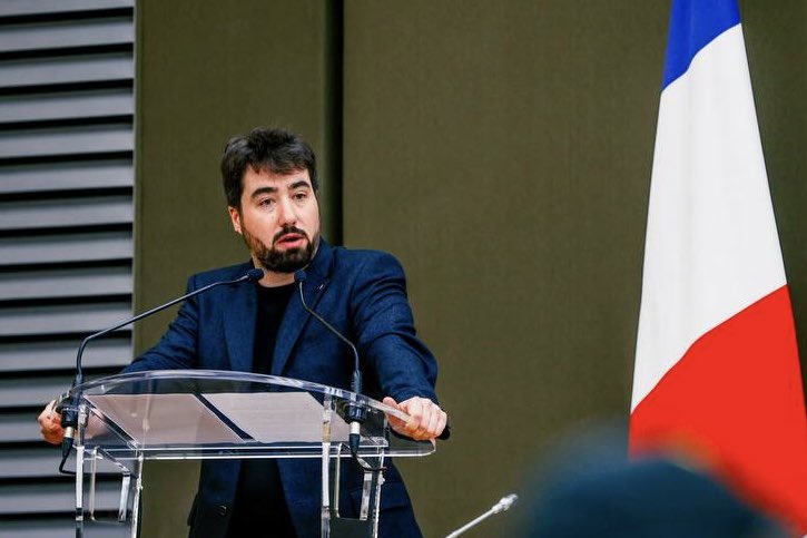 AndyKerbrat's tweet photo. À l’issue du colloque que j’organisais ce jeudi à l’Assemblée nationale, un constat s’impose : la guerre à la drogue est un échec.

Il est temps d’en finir avec la répression et la stigmatisation des usager•es. Nous devons enfin faire le choix de la santé publique et le pari de la liberté : prévention, accompagnement, réduction des risques et décriminalisation des usages.

Merci aux intervenant•es, chercheur•euses, associations et personnes concernées qui ont nourri des échanges riches et indispensables lors des tables rondes.