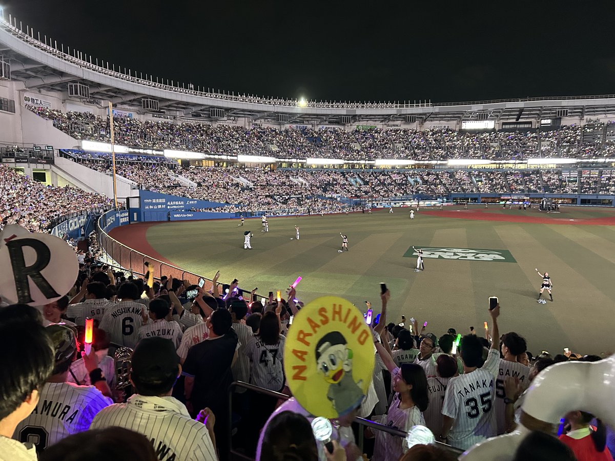 hatarakesaburo's tweet photo. 6/19 M8-5E
習志野高校吹奏楽部のみなさん
今年も素晴らしい演奏をありがとう！
レッツゴー習志野からの愛斗さんグラスラはたまりません！！
#chibalotte https://t.co/WWtPFojnn9