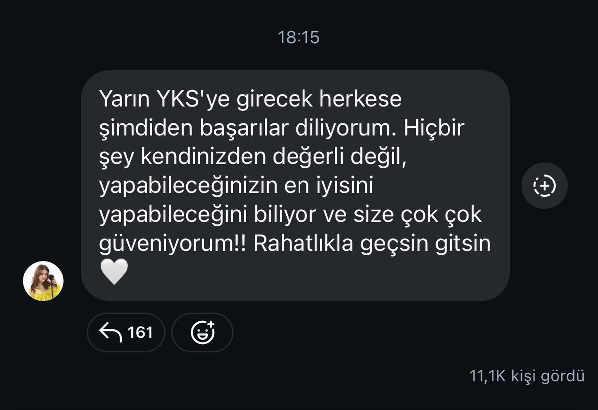 ella tweet media