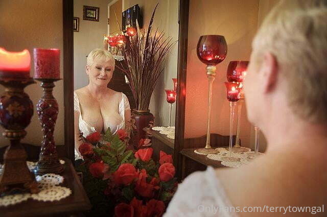 Michelle-Gilf Of Your Dreams~ - Free trial link to my onlyfans page. https://t.co/YoxdedmOb4 If you choose to pay for a subscription I will send you 8 free videos. https://t.co/J5QunDZ0JY