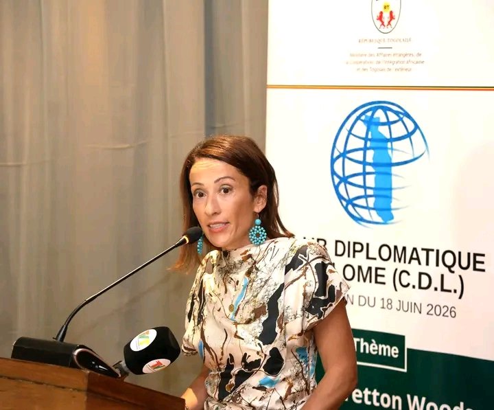 TigbeP's tweet photo. À Lomé, le Club Diplomatique a accueilli une #conférence du #FMI sur l’évolution de l’institution, de #BrettonWoods aux défis du XXIᵉ siècle. L’occasion d’échanger sur la stabilité financière, le #développement et l’avenir des #économies africaines.
#Togo #Diplomatie @rdussey https://t.co/X8XCVZOInp