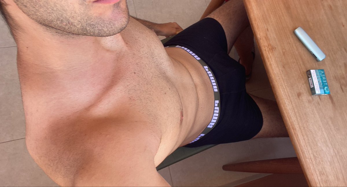 amojoven__'s tweet photo. algun sumiso financiero para hablar ahora? #findom #cashslave #cashmaster #pagafantas #pigpay #pies #sumiso https://t.co/udB3CHM8IY