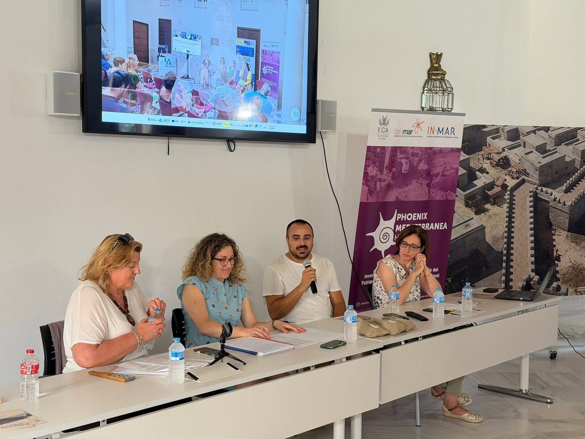 TurismoElPuerto's tweet photo. Ayer segunda #Jornada #CastilloDeDoñaBlanca, un yacimiento por descubrir, organizadas por el Grupo de investigación Phoenix Mediterránea de @univcadiz  colaboración #TurismoElPuerto

Hoy continuamos con la penúltima jornada a partir de las 19.00h.

+ INFO: https://t.co/3DW2gu9yhL https://t.co/Zal6gwK63Q